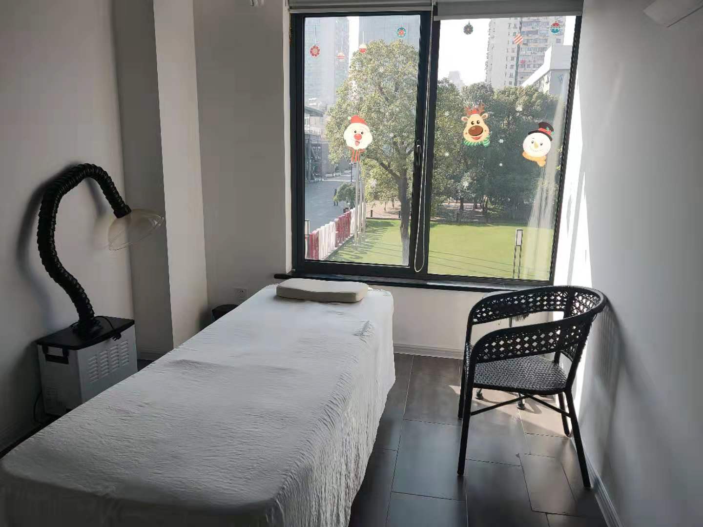 上海脊近完美健康科技有限公司